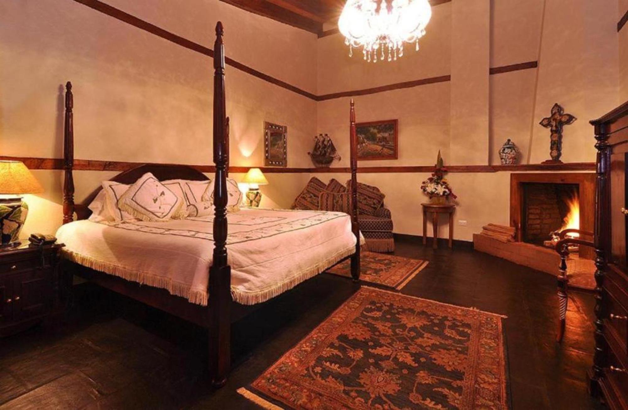Mansion De Los Suenos Patzcuaro Room photo